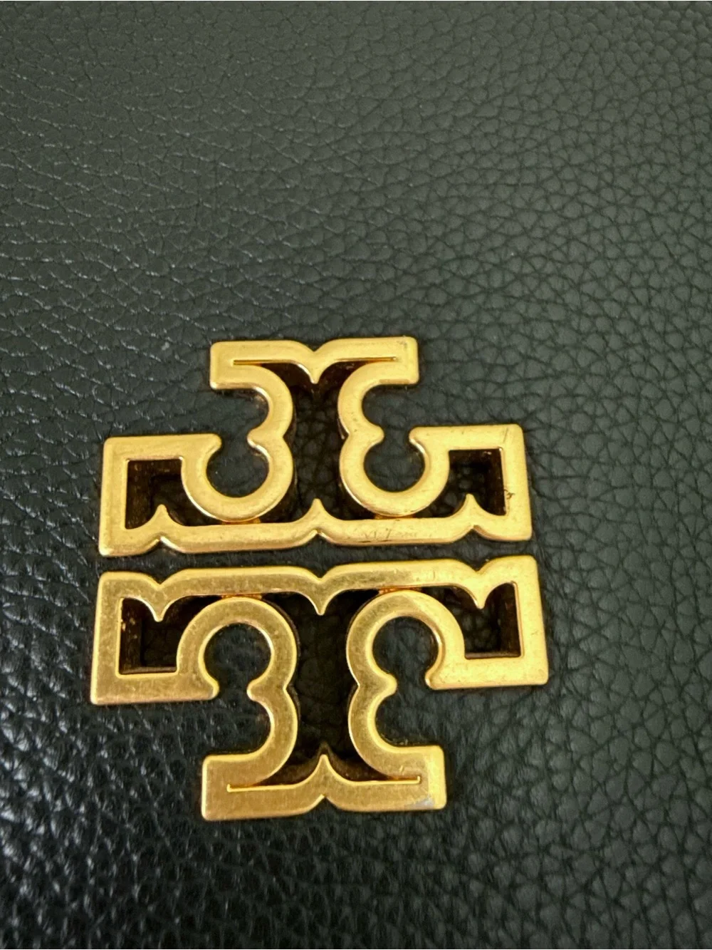 EUC Tory Burch Britten Large Shoulder Crossbody Bag Pebbled Leather Gold Chain